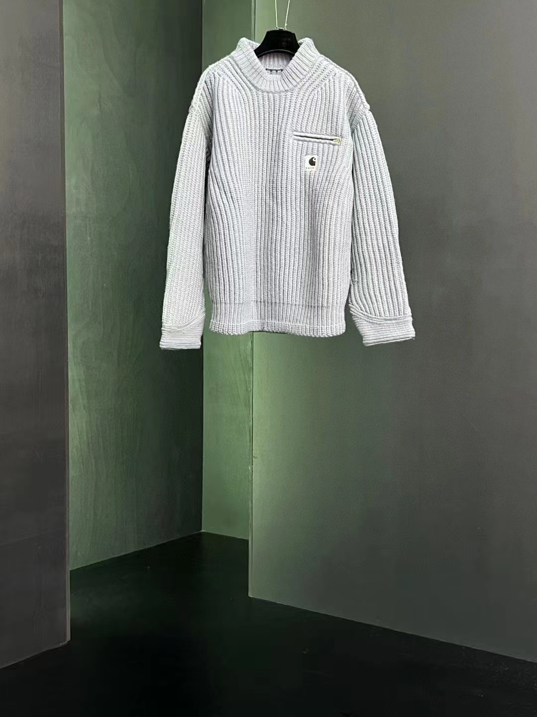 20231228 Sacai聯名卡哈特毛衣