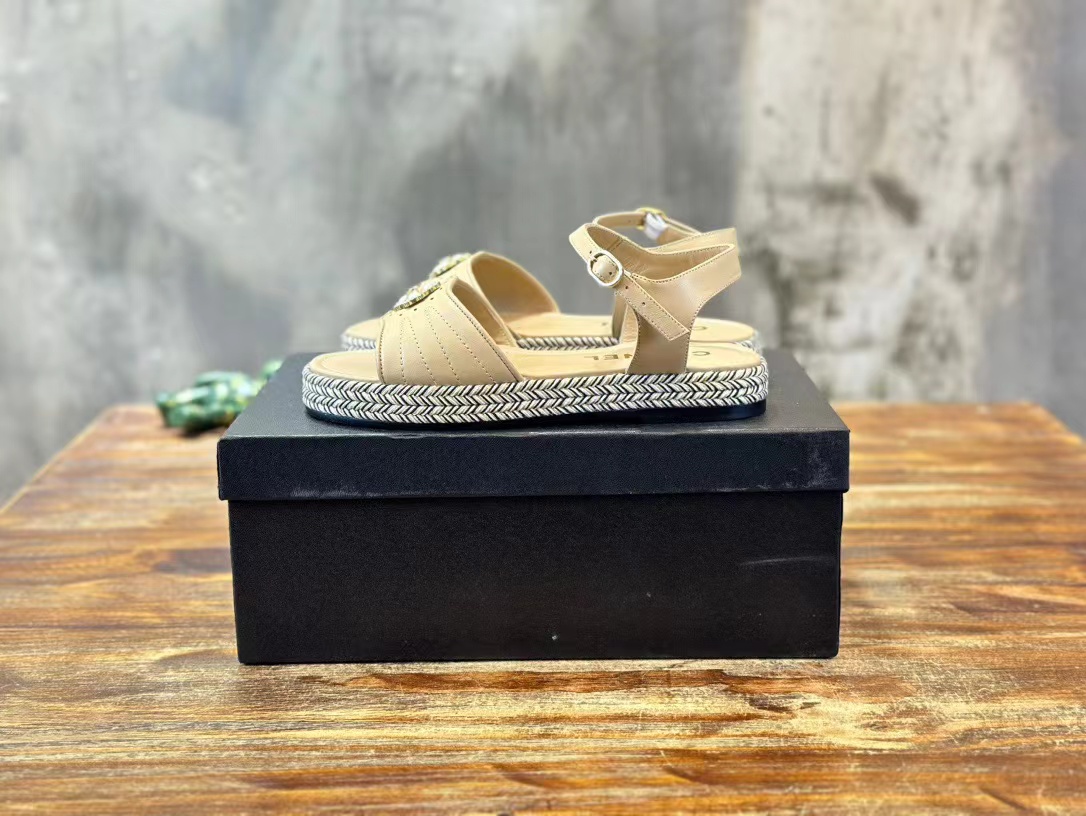 20240327  香奈兒 官網在售