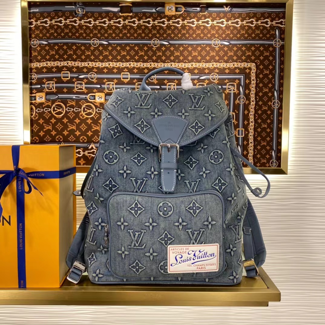 20240411 LV M22534牛仔超大後背包