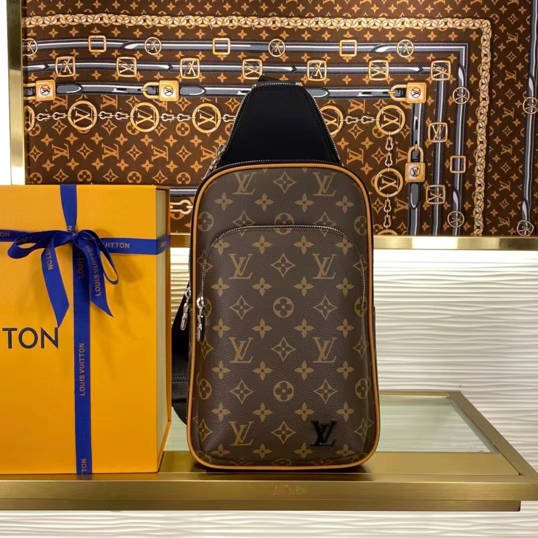 20240411 LV M46237全皮老花胸前包 海外原單 歐美代購