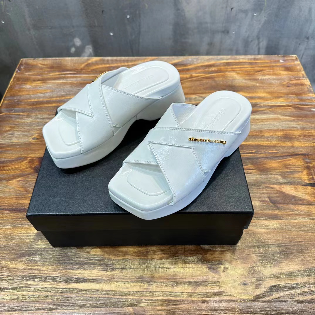 20240413  Alexander wang亞力山大王潮流羊皮拖鞋 海外原單 歐美代購