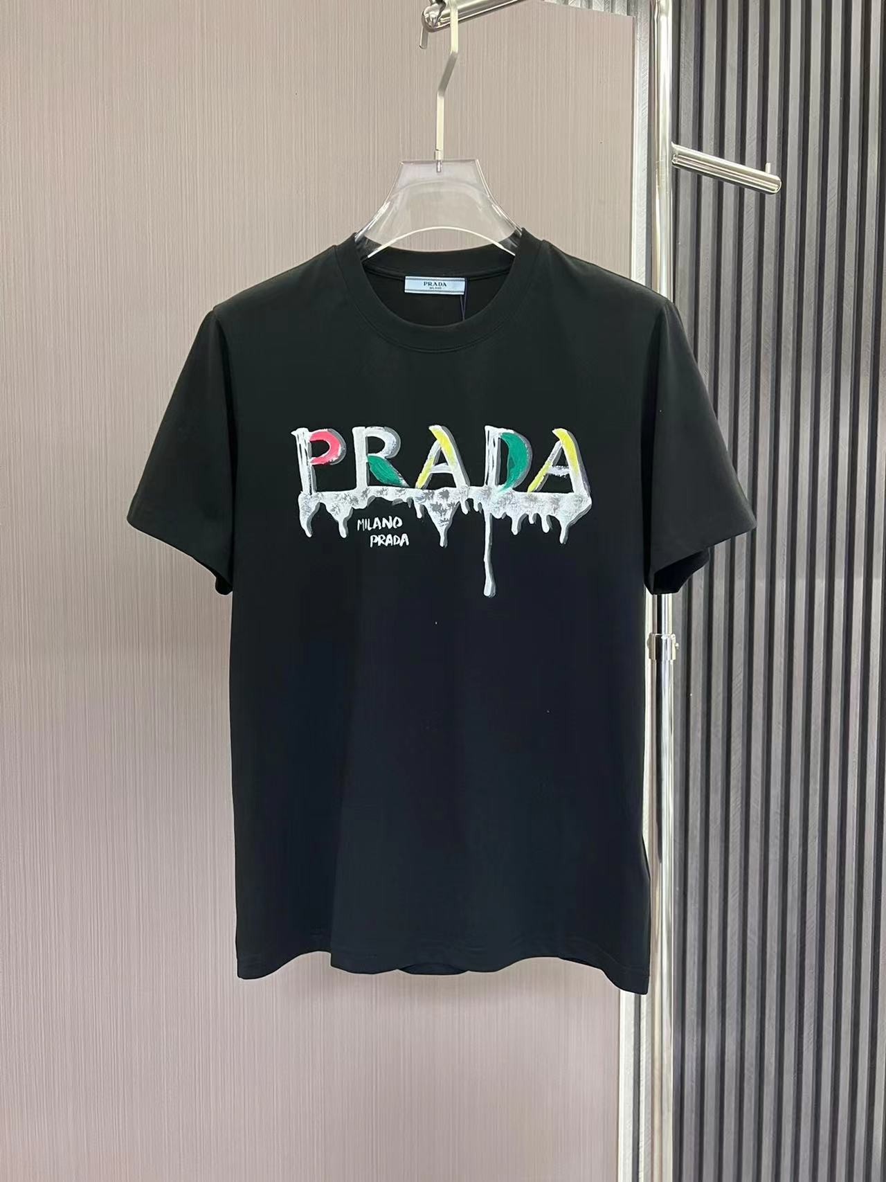 20240528 PRADA潮流時尚流行短袖T恤 海外專櫃原單代購 台北101專櫃官網同步在售 共2色