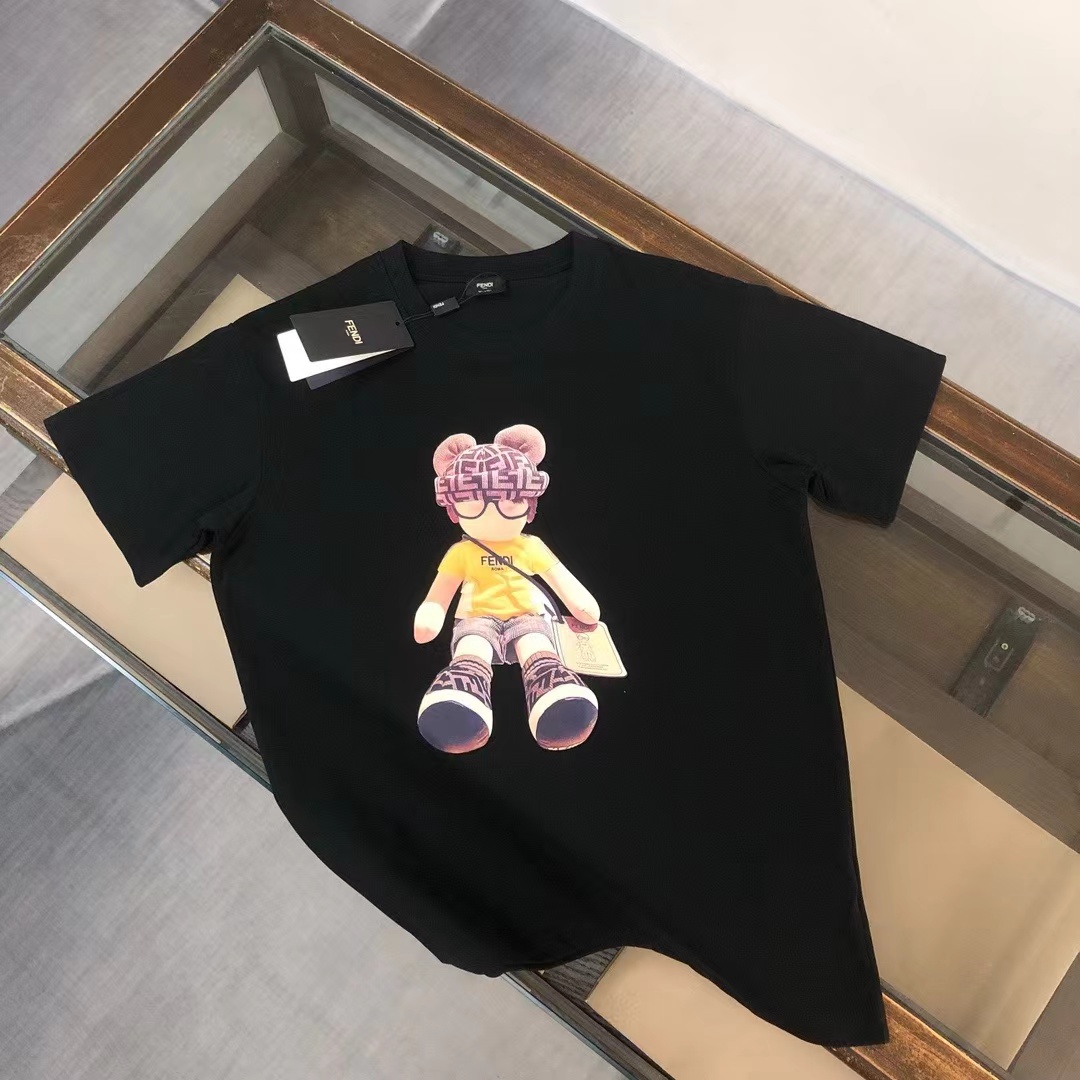 20240530 FENDI芬迪潮流T恤短袖短褲 海外原單 歐美代購 台北101專櫃官網同步在售 共2個顏色可選