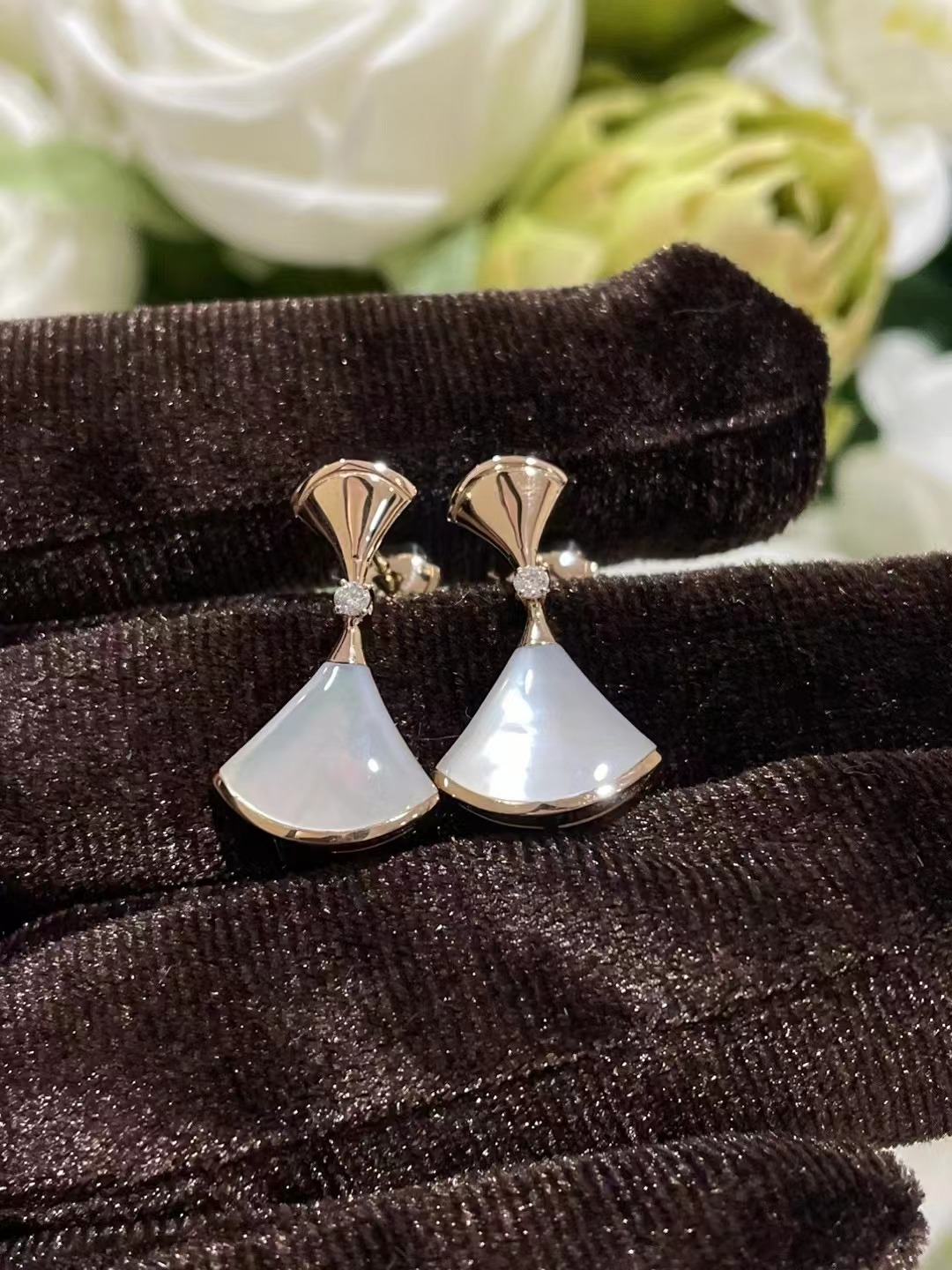 20240809 寶格麗正18K金真鑽 海外原單免稅平行輸入 歐美代購 台北101專櫃官網同步在售