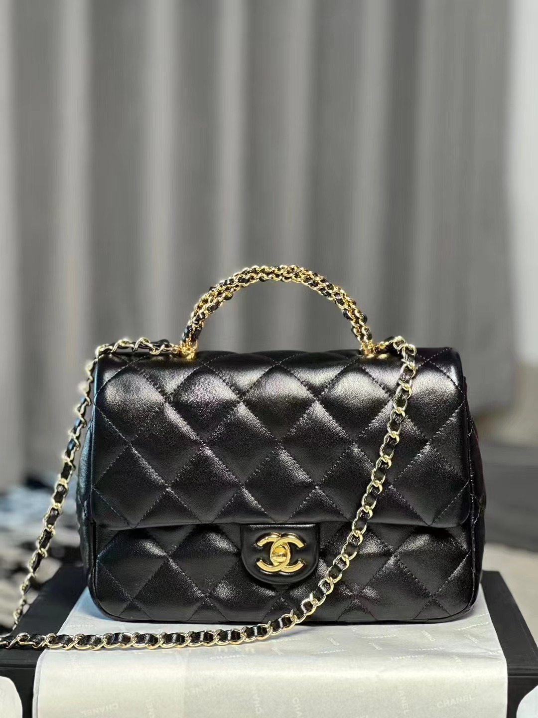 20240921 香奈兒黑金鏈條兩用包 海外原單免稅平行輸入 歐美代購 台北101專櫃官網同步在售