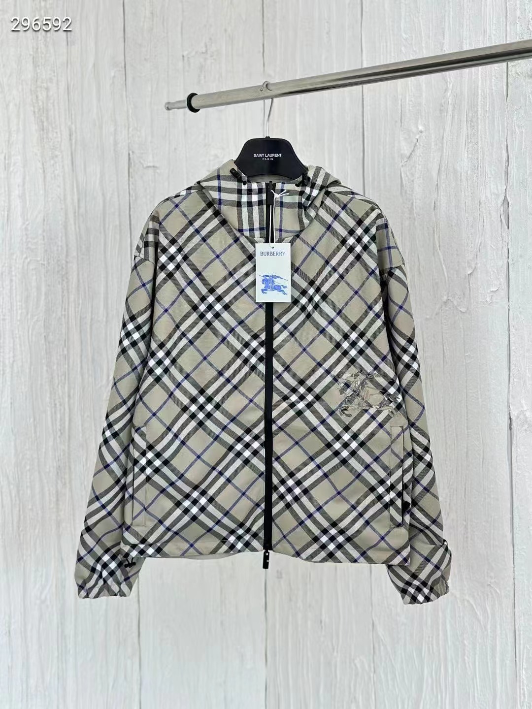 20240924 Burberry 戰馬潮流外套 海外原單免稅平行輸入 歐美代購 台北101專櫃官網同步在售