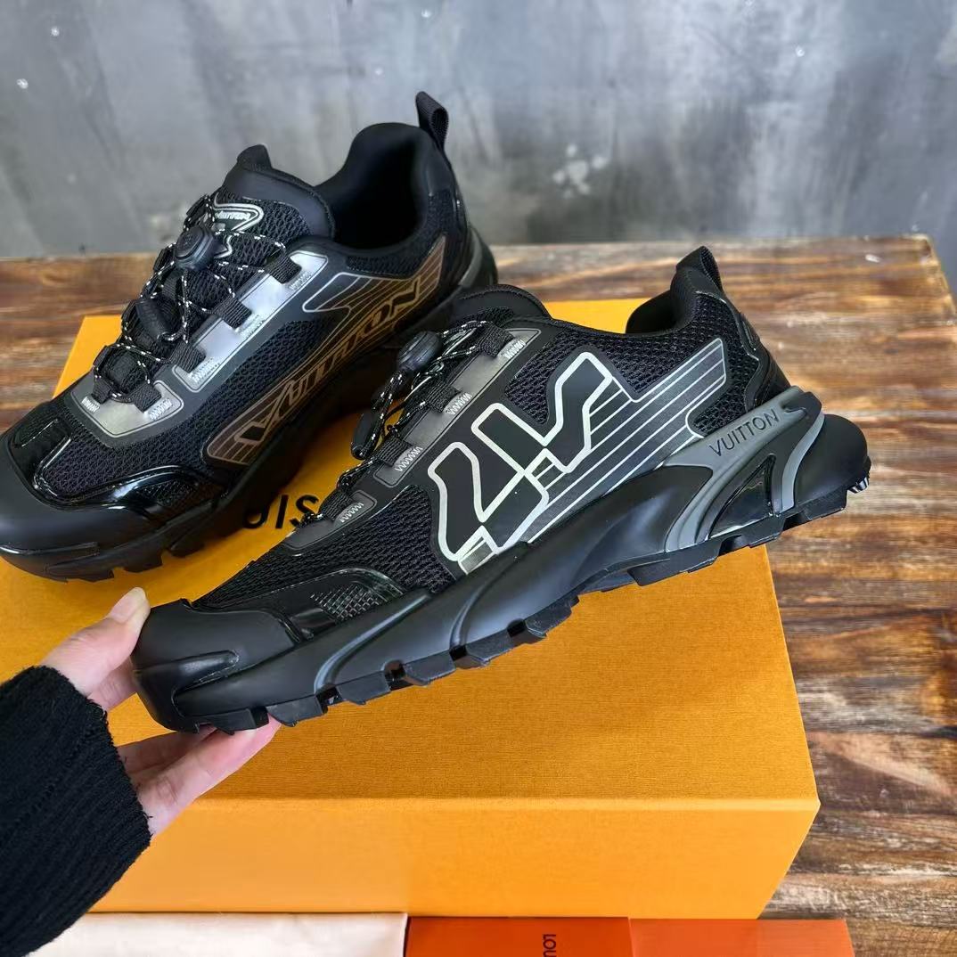 20250110 LV 潮流休閒時尚運動鞋 海外原單免稅平行輸入 歐美代購 台北101專櫃官網同步在售