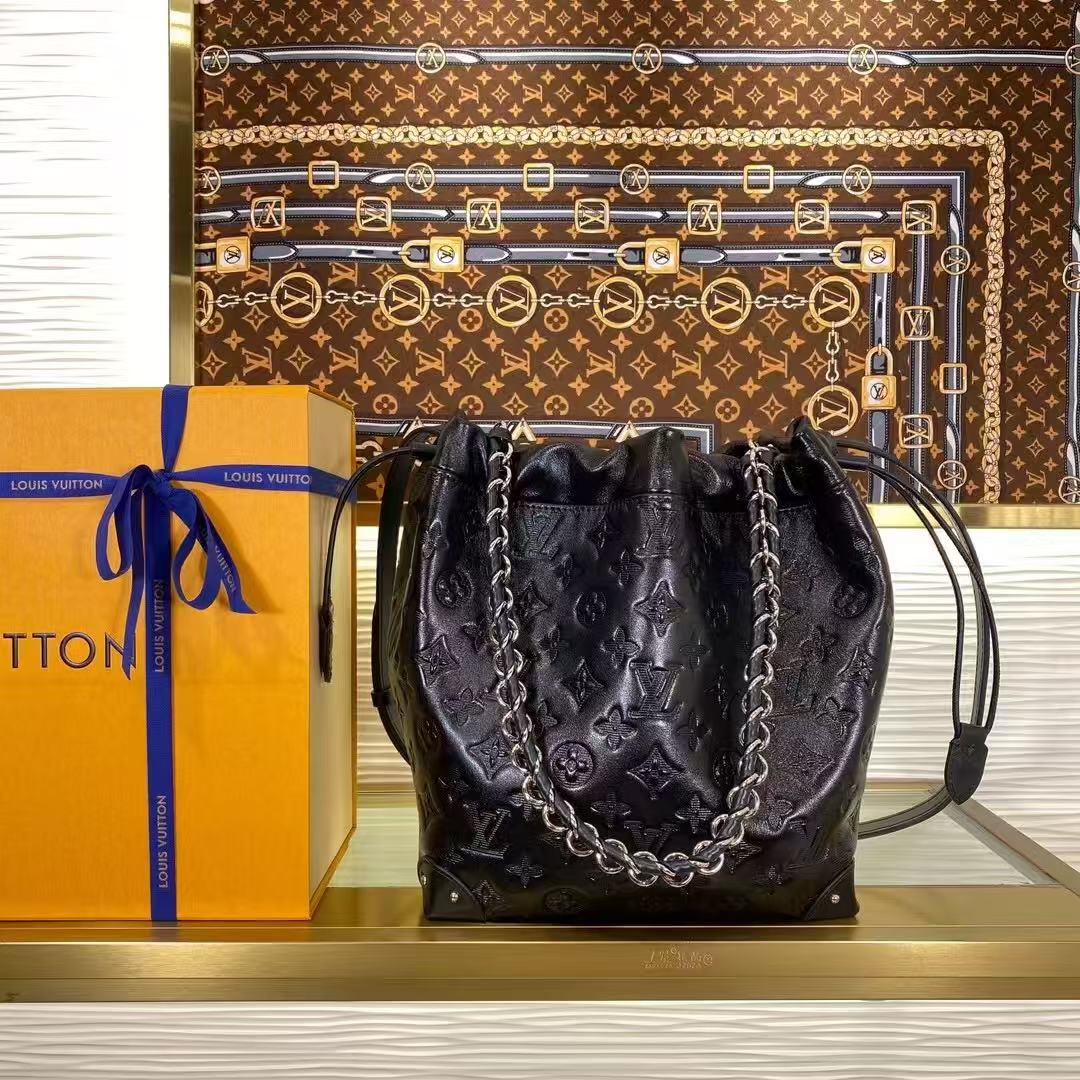 20250208 LV M13484 全皮水桶包 海外原單免稅平行輸入 歐美代購 台北101專櫃官網同步在售