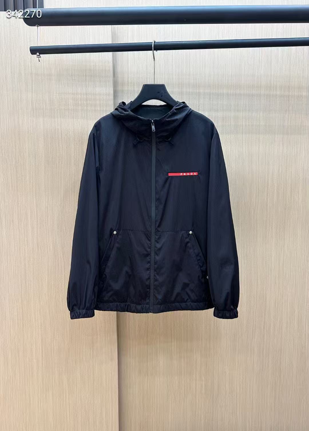 20250218 PRADA 潮流T恤短袖時尚T恤外套 海外原單免稅平行輸入 歐美代購 台北101專櫃官網同步在售