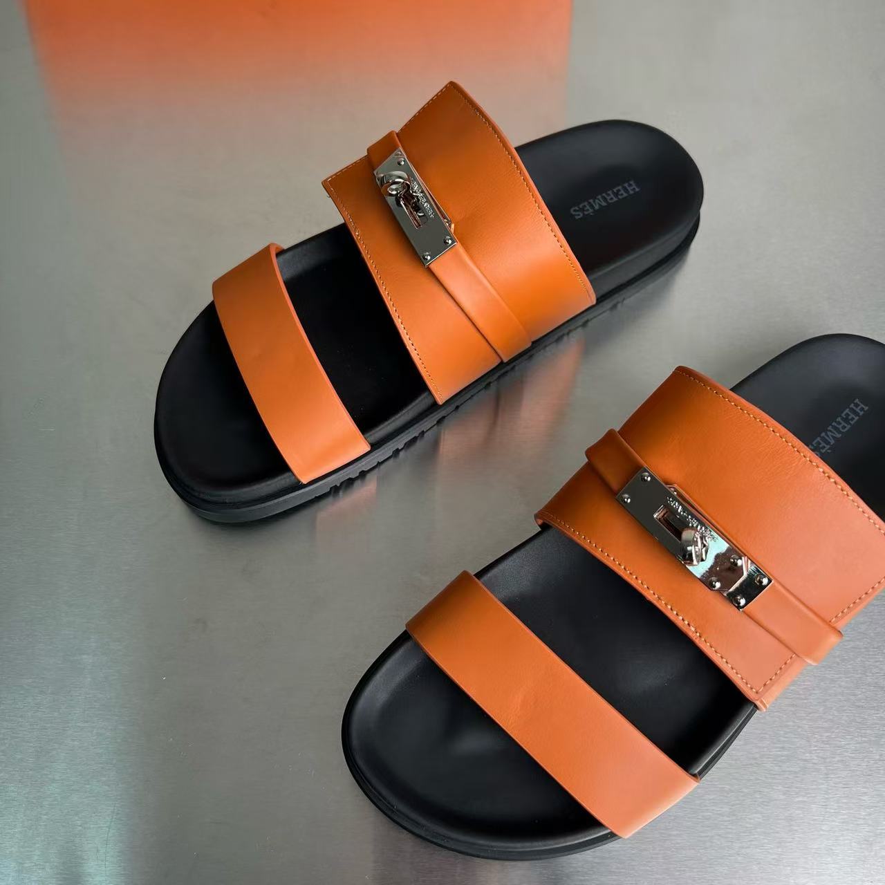 20250305 Herm&egrave;s愛馬仕 潮流休閒全皮拖鞋 海外原單免稅平行輸入 歐美代購 台北101專櫃官網同步在售