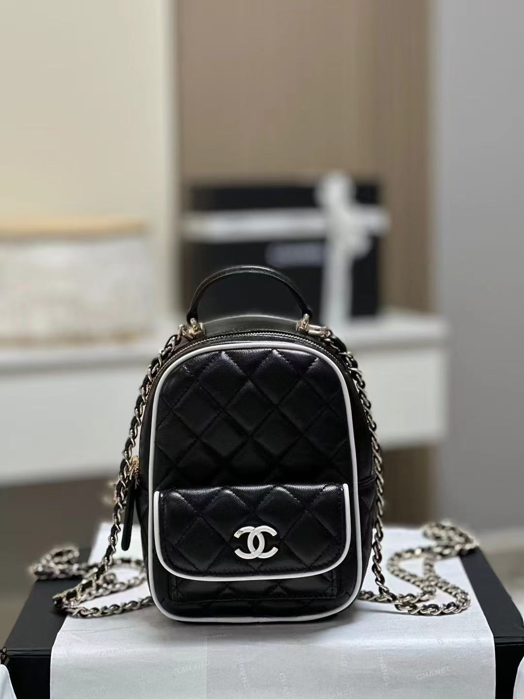 20250309 香奈兒 2025 熊貓全皮後背包 海外原單免稅平行輸入 歐美代購 台北101專櫃官網同步在售