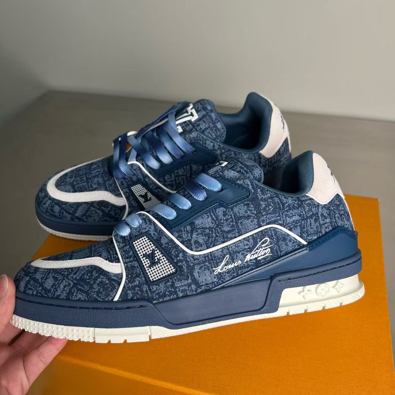 20250314 LV 2025  牛仔帆布潮流休閒時尚運動鞋 海外原單免稅平行輸入 歐美代購 台北101專櫃官網同步在售