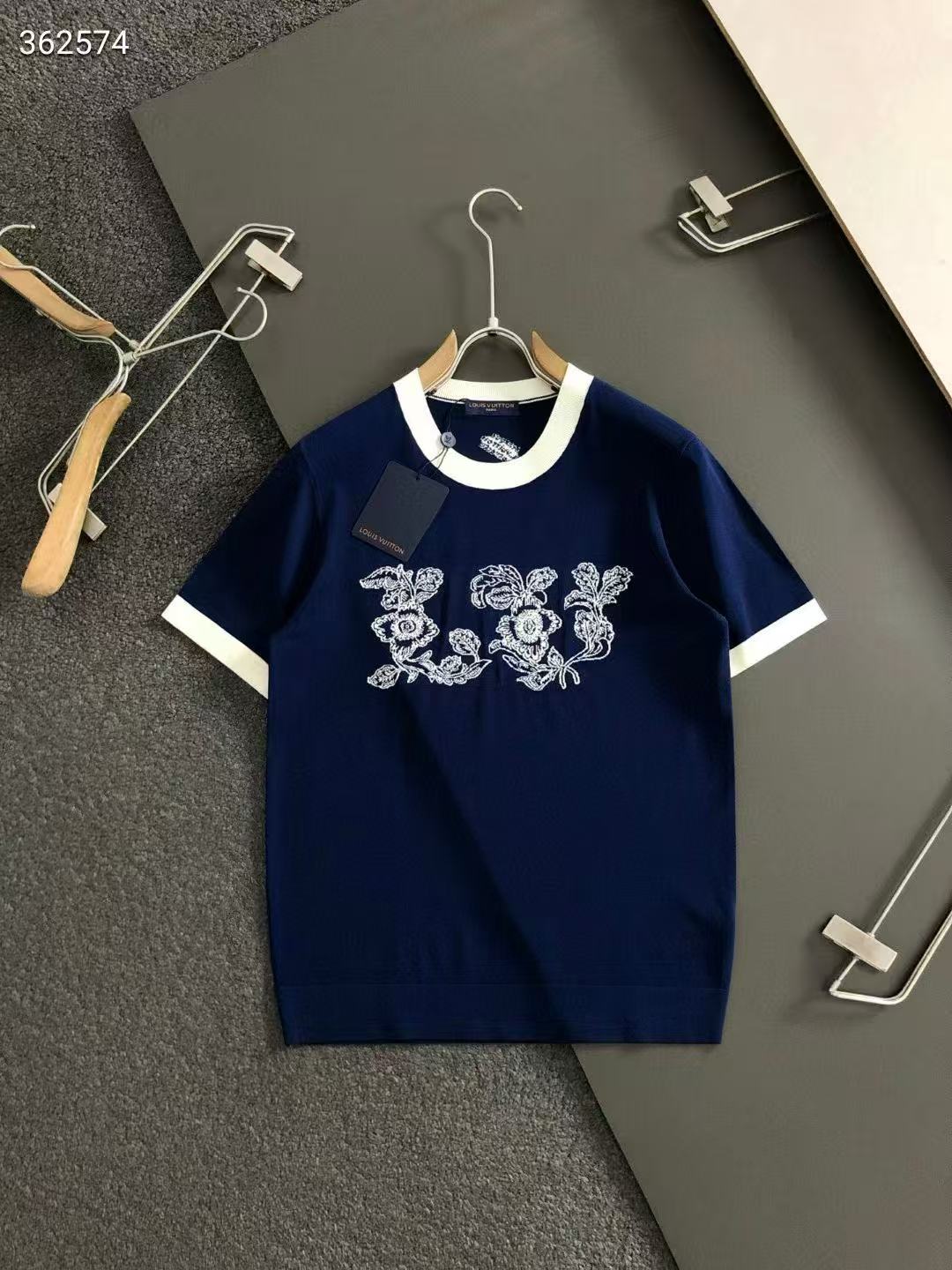 20250416 LV 潮流短袖短T 海外原單免稅平行輸入 歐美代購 台北101專櫃官網同步在售