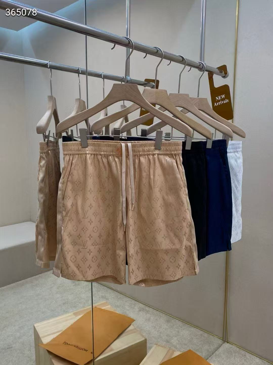 20250421 LV 潮流短袖短T短褲 海外原單免稅平行輸入 歐美代購 台北101專櫃官網同步在售