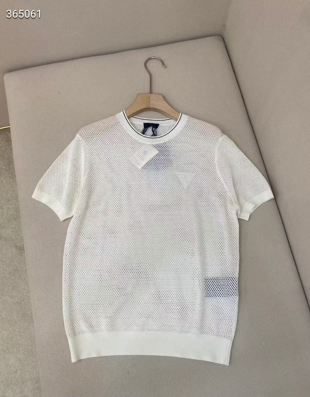 2024021 PRADA 潮流短袖短T 海外原單免稅平行輸入 歐美代購 台北101專櫃官網同步在售