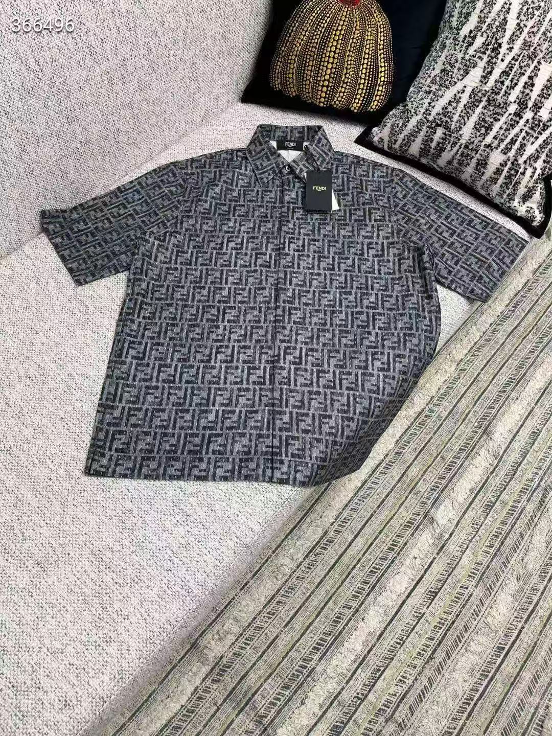 20250424 FENDI芬迪潮流短袖短T 海外原單免稅平行輸入 歐美代購 台北101專櫃官網同步在售