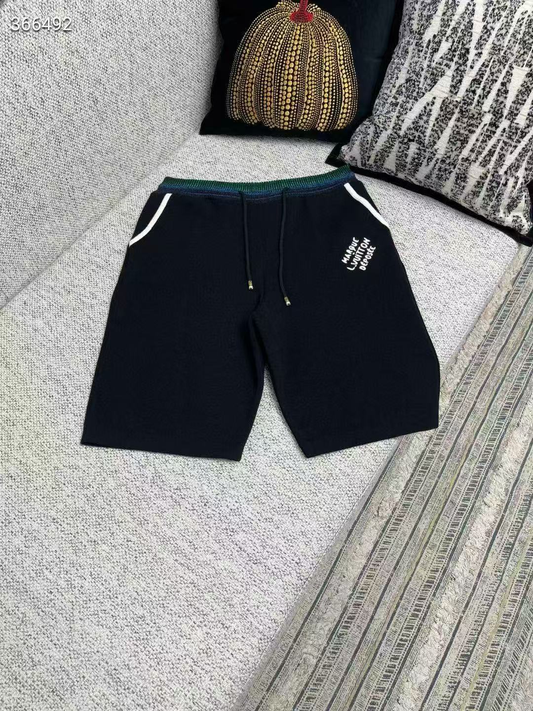 20250424 LV 潮流時尚短袖短T短褲 海外原單免稅平行輸入 歐美代購 台北101專櫃官網同步在售