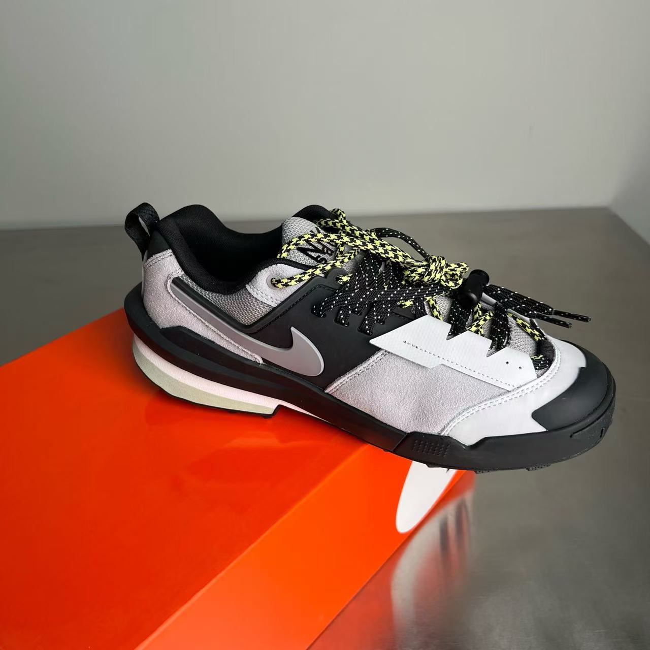 20250518 NIKE Sacai x 潮流休閒運動鞋 海外原單免稅平行輸入 歐美代購 台北101專櫃官網同步在售